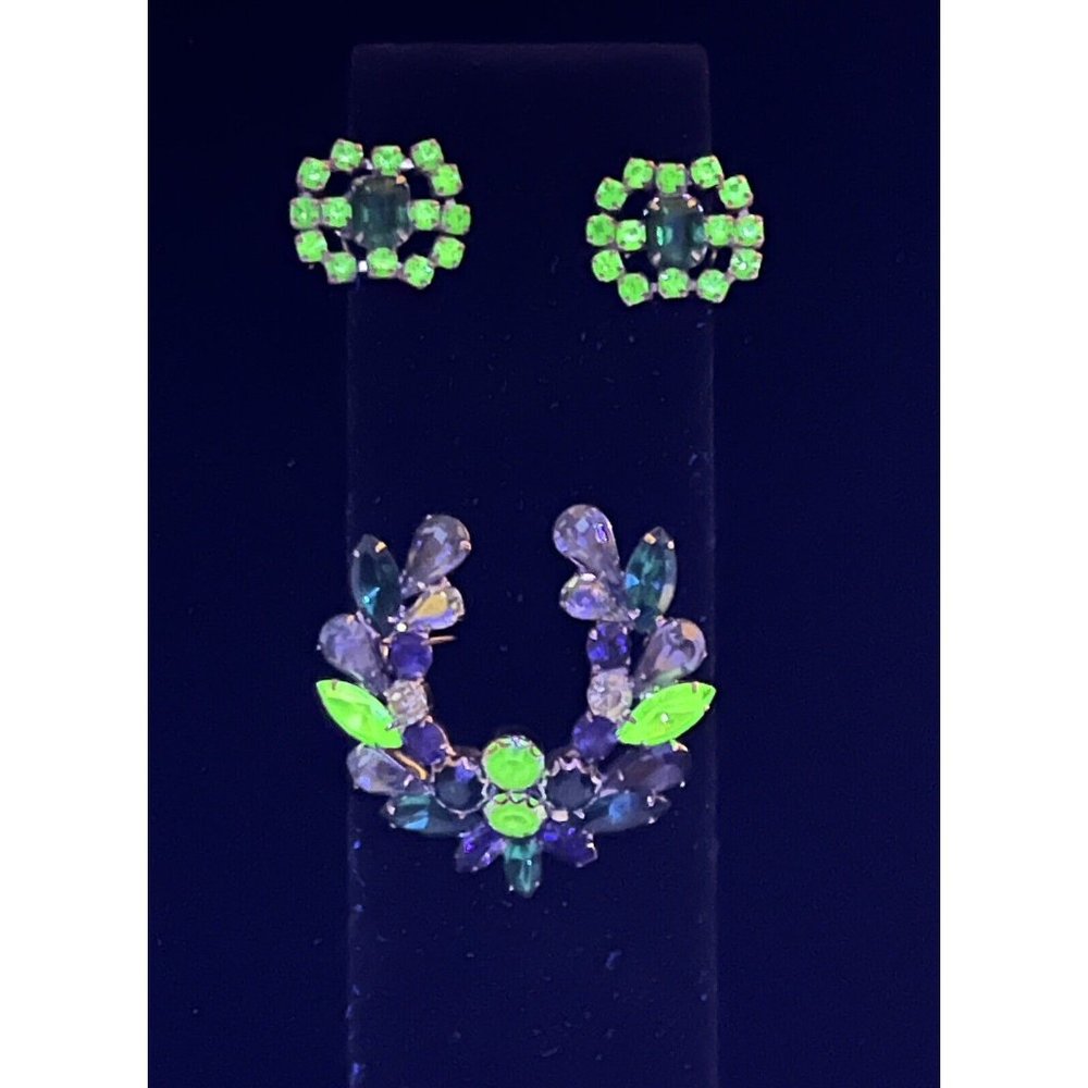 Vintage Wreath Brooch & Earrings Married Set Uranium Rhinestones MCM Unsigned